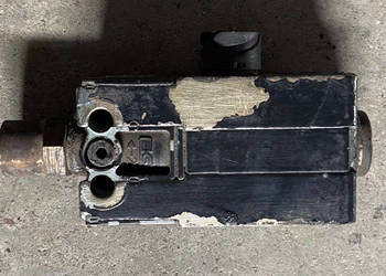 Elektro Zawór 0049978536  Atego Axor Actros Elektro Zawór 0049978536  Atego Axor Actros