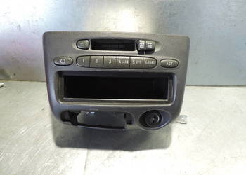 TOYOTA YARIS I RADIO FABRYCZNE 86120-0D011