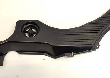 AUDI Q5 8R OSŁONA PODOWZIA PRAWA 8R0825216A