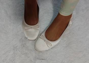 (43) ASOS/ Kremowe baleriny wieczorowe z Londynu, NOWE