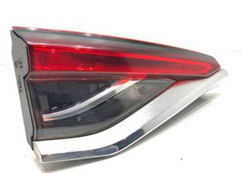 LAMPA TYŁ LEWA WEWNĘTRZNA TOYOTA COROLLA E21 81590-02C21 Sedan/Limuzyn