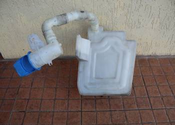 ZBIORNICZEK SPRYSKIWACZY VW GOLF V 1K0955453