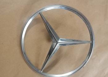 Emblemat tylnej klapy Mercedes W 126