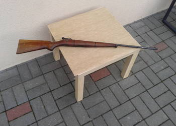 replika karabinu - atrapa  do zabawy