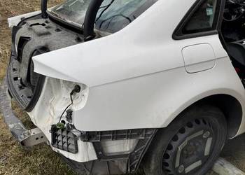 Błotnik prawy tył audi a4 b8 lift sedan