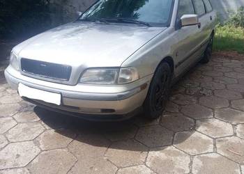 Sprzedam Volvo V40 1.8 Benz Gaz