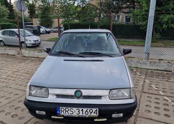 Samochód skoda felicia 1.3 LPG. gaz wazny 5lat nowe klocki termostat