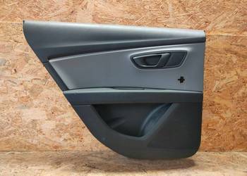 Boczek Tapicerka Drzwi Lewy Tył Seat Leon III Kombi 5F4867133