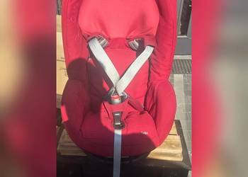 Ładny fotelik samochodowy wyczyszczony