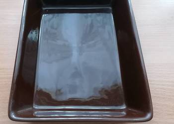 Naczynie ceramiczne do zapiekania prostokątne.