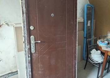 Drzwi zewnętrzne antywłamaniowe