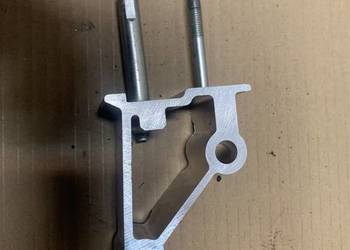 Mocowanie wspornik deski 1K1857022D vw tiguan 5N lift