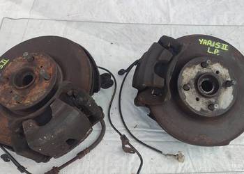 [2007-2011] Toyota Yaris II 1.8TS 133KM 1.8VVT-I PIASTA ZWROTNICA LEWY PRA…