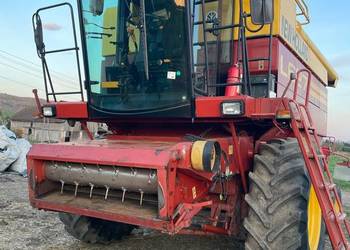 Kombajn New Holland L627 Laverda