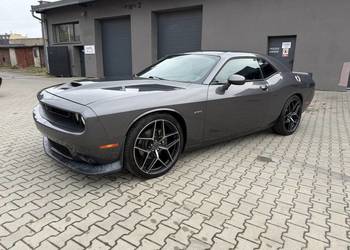 Dodge Challenger RT 5.7 hemi