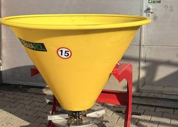 Rozsiewacz do nawozów lejek