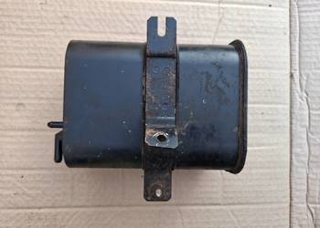 Filtr węglowy pochłaniacz oparów paliwa Fiat 126p Maluch