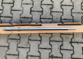 Listwa chrom zew zgarniająca drzwi prawy przód Mercedes GL W166 ML 15