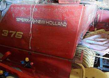 Prasa kostkująca New Holland 376