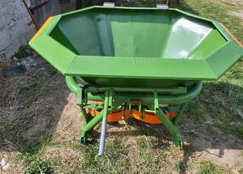 Rozsiewacz nawozów amazone zad 403