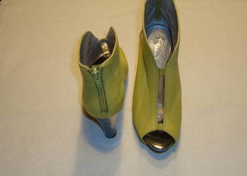 Botki letnie na obcasie nr. 36