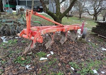 Pług  4 skibowy  Agro-masz