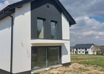 Szarów nowy dom z garażem, działka 587m2