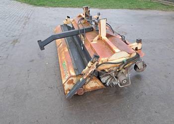 Zamiatarka ze zbiornikiem 205 cm