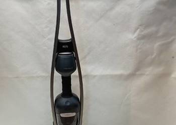 Odkurzacz pionowy bezworkowy bezprzewodowy AEG QX9-1