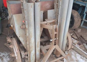 Sadzarka do ziemniaków s206