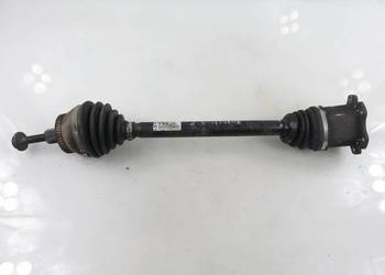 PÓŁOŚ PRAWA PRZEDNIA AUDI A4 B7 2.0 TDI 8E0407272AT