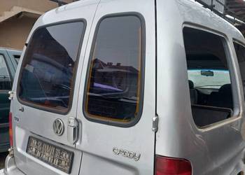 Drzwi maska zderzak błotnik szyba lampy silnik poszycie Volkswagen caddy