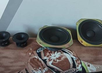 nisko 200mm-,-wysoko tonowe 100 mm.