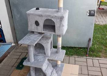 Duży drapak dla kota