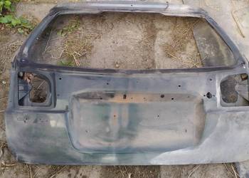 Subaru LEGACY kombi 00 2001 2002 klapa tył