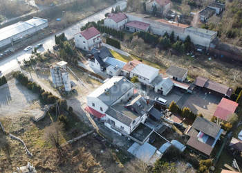 Budynek handlowo-usługowo-mieszkalny w Stopnicy