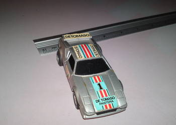 DE TOMASO PANTERA  autko z prl-u *143