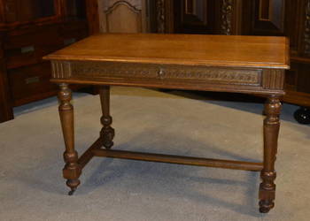 stół eklektyczny .1910 . dąb