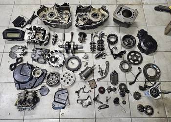 Suzuki XF 650 części xf650 kapa Magneto sprzęgło wał zębatka głowica wałek