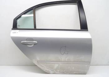 DRZWI TYŁ PRAWE HYUNDAI SONATA V Sedan/Limuzyna 04-14