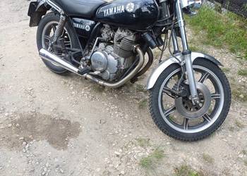 Yamaha xs 400 se