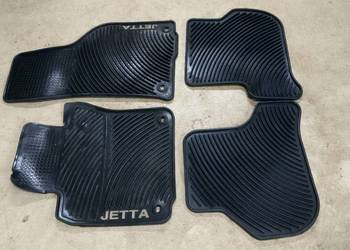 Wycieraczki dywaniki gumowe samochodowe VW Jetta Golf V 5