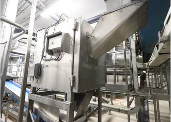 Stalowy młynek do ziemniaków