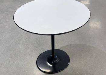 Arper ITALY Stolik kawowy/pomocniczy Piano black+biłay Minimializm