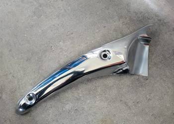 TRIUMPH ROCKET 3 III OEM OSŁONA TYLNEGO BŁOTNIKA T2306020 PRAWA MOCOWANIE