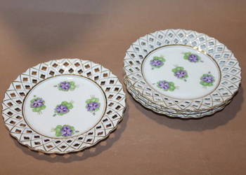 Komplet ażurowych talerzyków z kwiatami 4 szt. nr 90