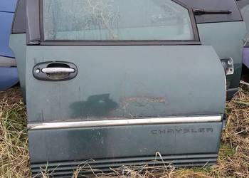 Chrysler Voyager drzwi prawy przód