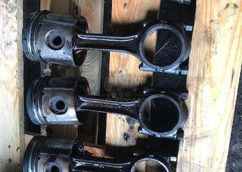 Deutz BF4M2012 - Korbowód