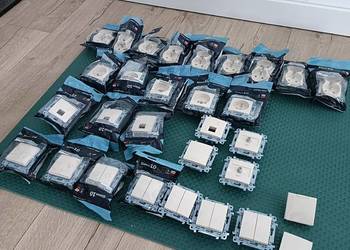 Zestaw osprzętu Kontakt Simon 10 – gniazda + włączniki + ramki