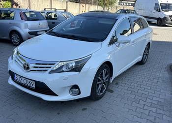Sprzedam toyote Avensis